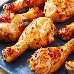 Full size drumsticks with your choice of sauce