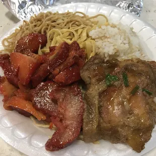$6 mini char siu &amp; shoyu chicken plate with rice and fried noodles (you gotta try em!!)