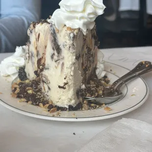 Mackinaw Fudge Mud Pie