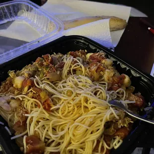 My favorite is the seafood primavera and the freshly made bread! Generous portions!
