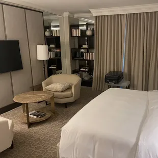 King balcony room - 214