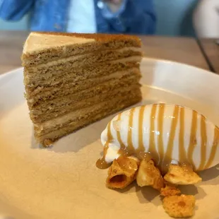 Honey cake