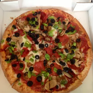 Pepperoni, Italian Sausage, Green Pepper, Black Olives and Mushroom.