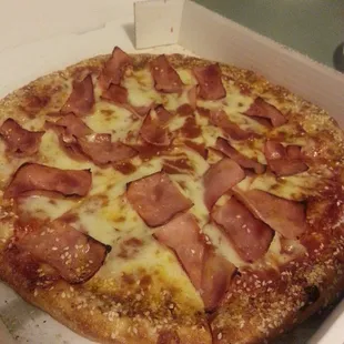 Ham pizza with all crust seasoning options.