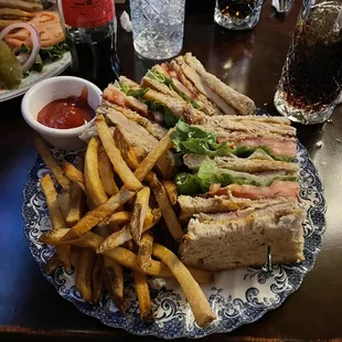 Grilled Chicken Club Sandwich
