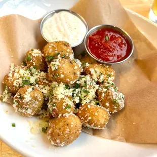 Mozzarella balls - must order !