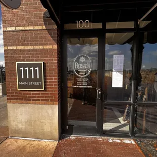 Street access great parking