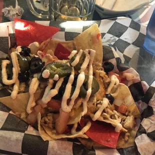 1/2 chicken nachos