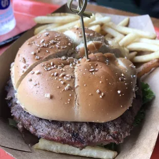 #1 angus burger with onion straws (fried onions) and frenchie fries