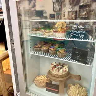 Handmade treats, made with love, at Rosie's Barkét.