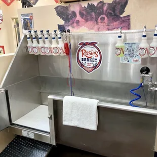 DIY dog wash station at Rosie's Barkét