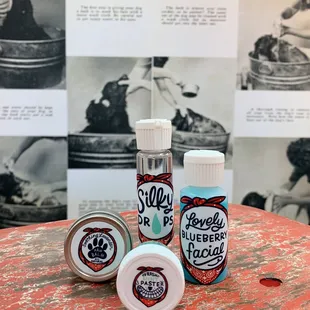 We offer 4 adorable wash add-ons!