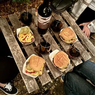 Red wine + Damn Burgers