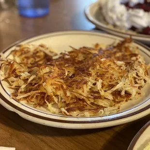 a plate of hash browns