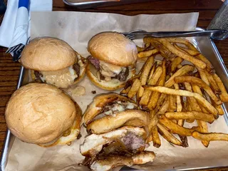 Backstreet Tavern & Grill