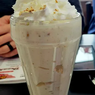 Salted Caramel Pretzel Shake