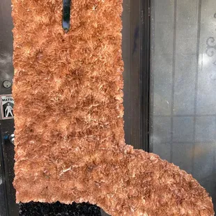 boot standing arrangement