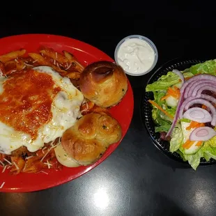 Thurs. Special ($15.95) - Chicken Parmesan (4 Stars), Penne w/ Marinara (3 Stars), Garlic Knots (3 Stars), &amp; Salad w/ Blue Cheese (4 Stars)