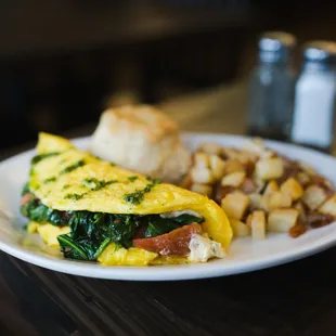 an omelet and potatoes