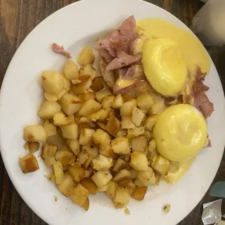 Classic Eggs Benny