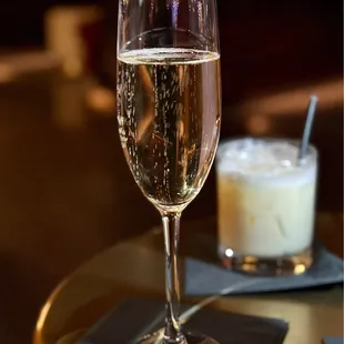 Rosina Cocktail Lounge