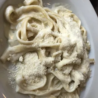 Fettuccine Alfredo