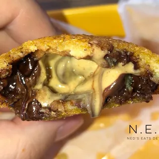 Chocolate & Peanut Butter Empanada