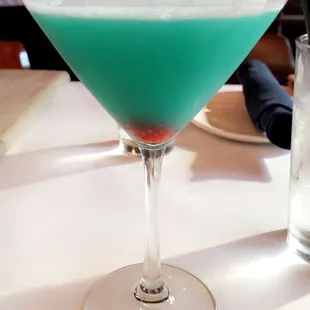 Shark Bite Cocktail - Taste amazing!