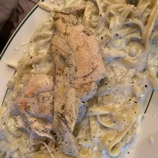 Fettuccine Alfredo with pesto and chicken