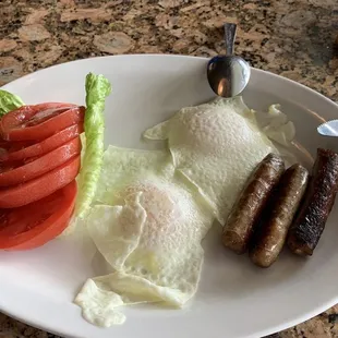 Nice attention 2 zè details.  As a result of the display of the meal, this ads to the  Essen-Vergnügen (eating pleasure in Germania)