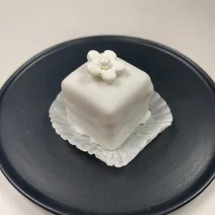 2023.03.21 Petit Four