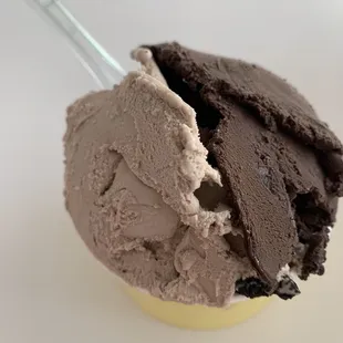 Cookies and Cream (left) and Nero (right)