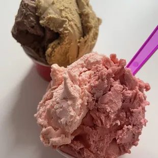 Chocolate brownie &amp; coffee Strawberry &amp; frutti di bosco  Both small-$4