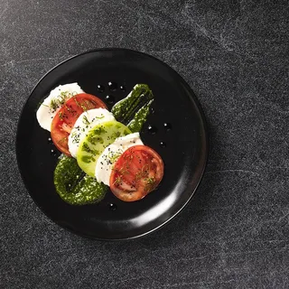 HEIRLOOM CAPRESE