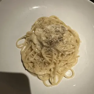 SPAGHETTI CACIO E PEPE