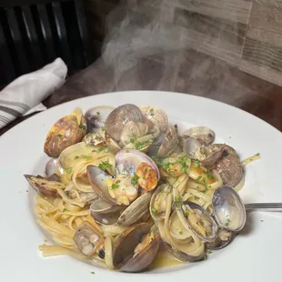 pasta dish, pasta, food