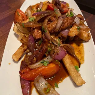 Saltado De Pollo