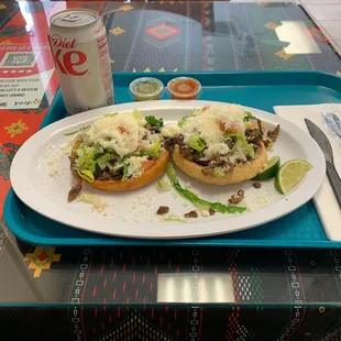 Carne asada sopes.