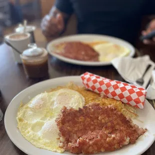 Corned Beef Hash &amp; Eggs