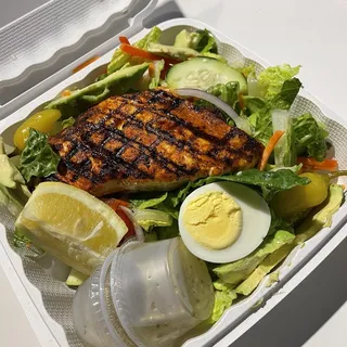 Grilled Salmon Salad