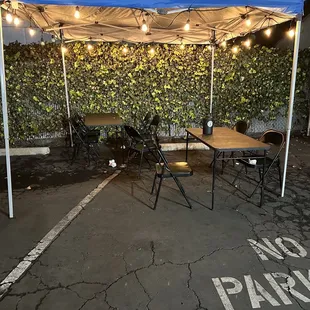 The only seating here