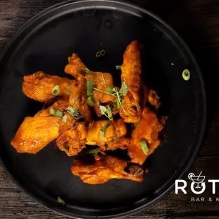 fried chicken, fried chicken wings, chicken wings and fried chicken, food, chicken, bbq chicken, chicken wings, bbq wings, poultry