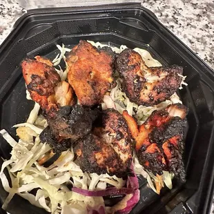 food, chicken wings and fried chicken
