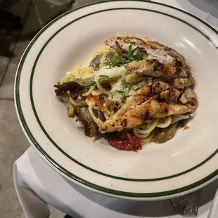 Vegetable pasta and chicken