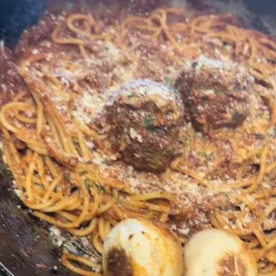 Spaghetti super sweet. My mom did not like it.