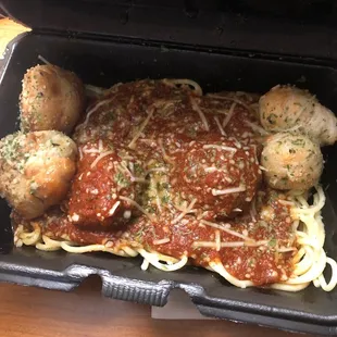 spaghetti and meatballs