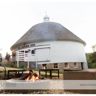 Round Barn Farm Bed and Breakfast Event Center