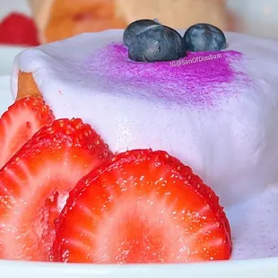 Round Purple Roll Cake Credits: IG @sonofdimsum