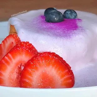 Round Purple Roll Cake Credits: IG @sonofdimsum