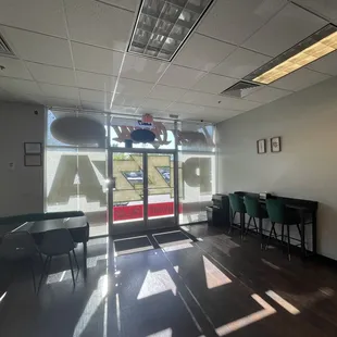 sushi and sashimi, interior